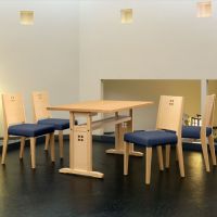 串本椅子　木部色２色より選択　　表示Ａランク価格