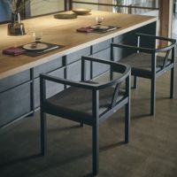 アーサムアームチェア　　木部色２色より選択　表示Ａランク価格