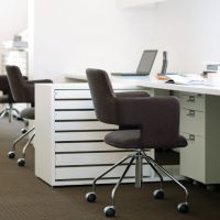 ゾロハイバックチェア　キャスター脚　　　　表示Ａランク価格